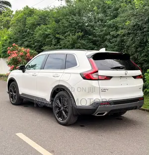 Honda CR-V Hybrid Sport Touring AWD 2025 White