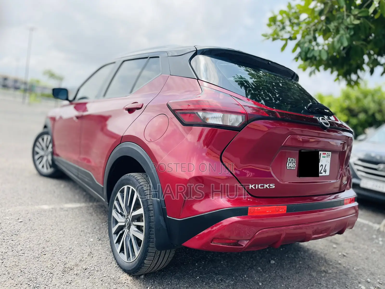 Nissan Kicks SV 2023 Red