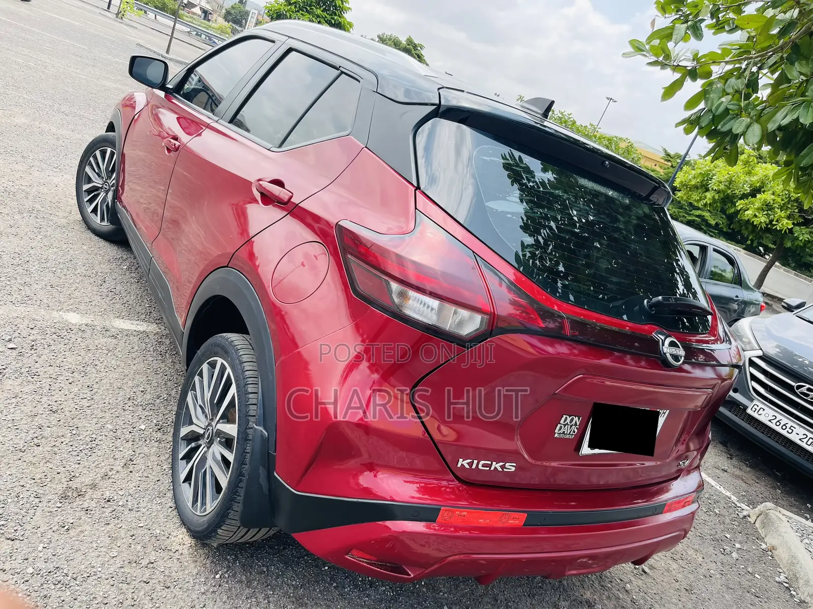 Nissan Kicks SV 2023 Red