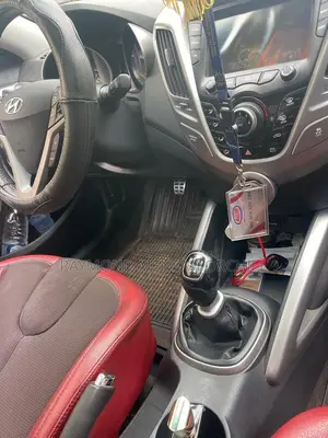 Hyundai Veloster Automatic 2012 Red