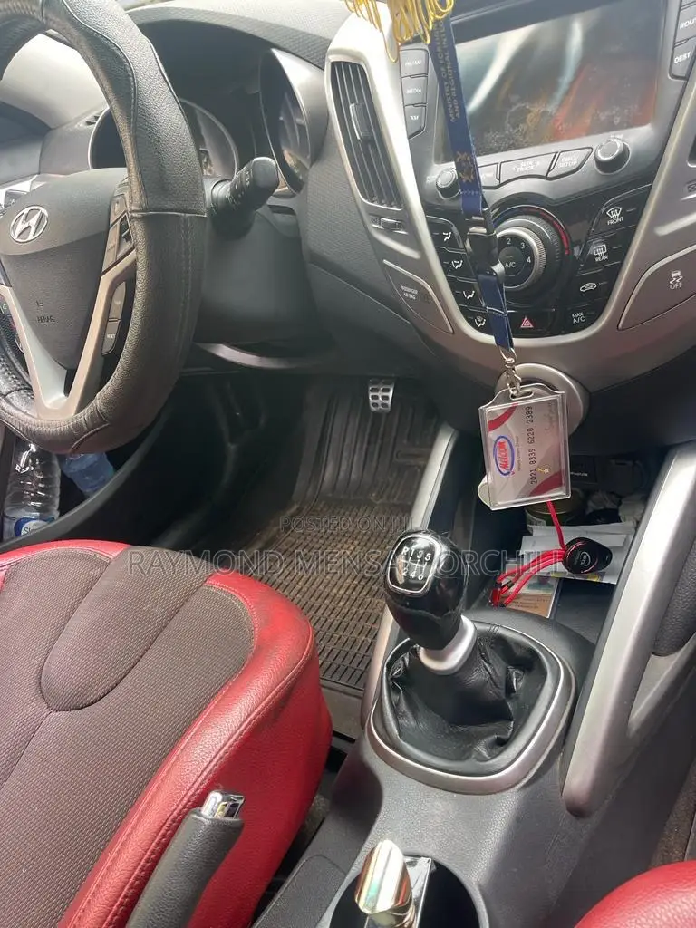 Hyundai Veloster Automatic 2012 Red