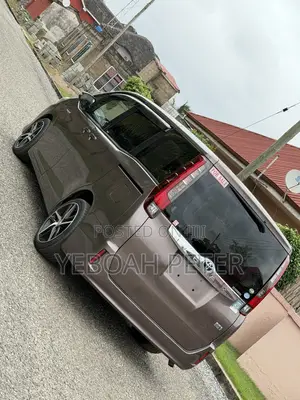 Toyota Voxy 2014 Gray