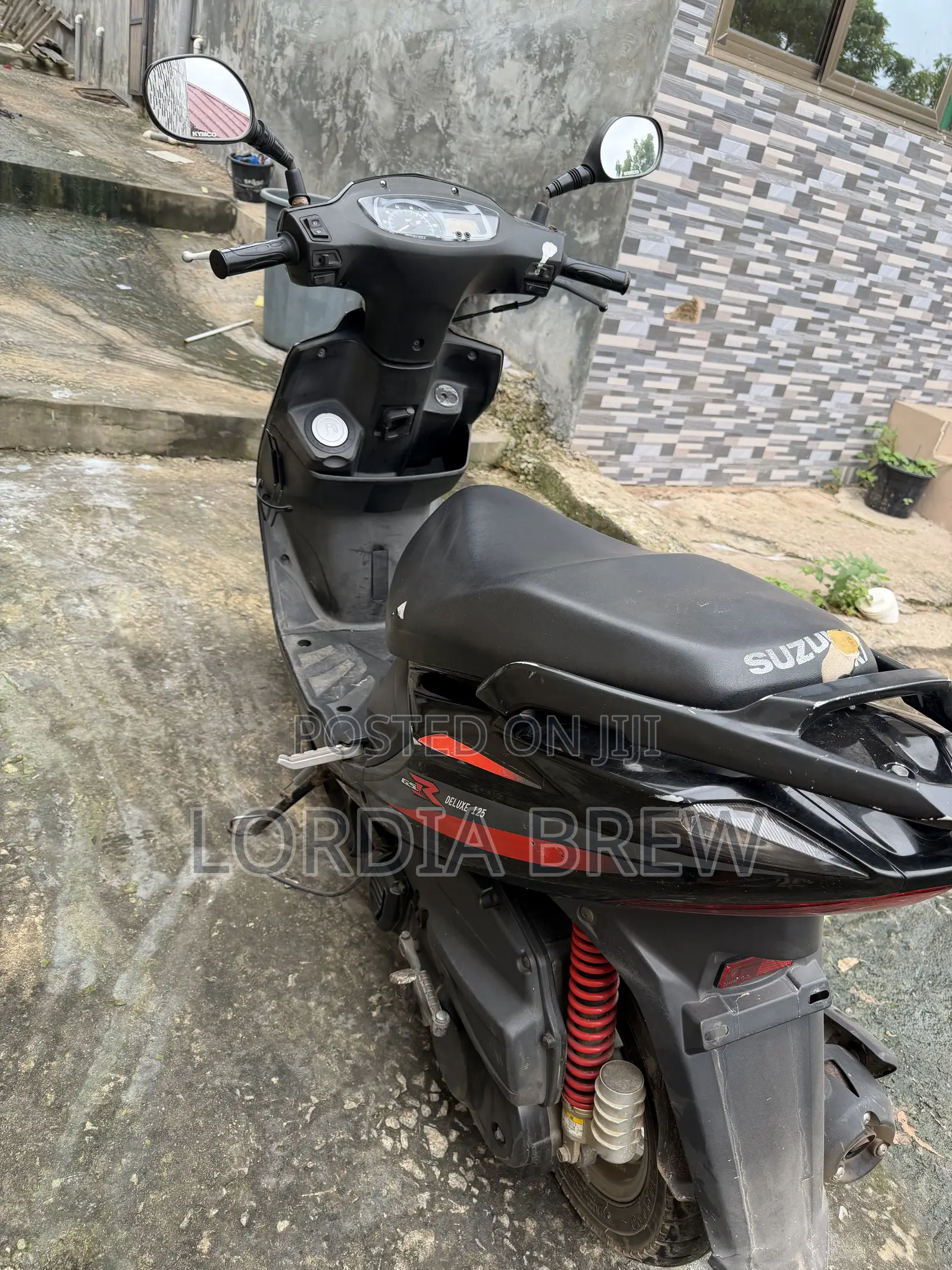 Suzuki GSR 2017 Black