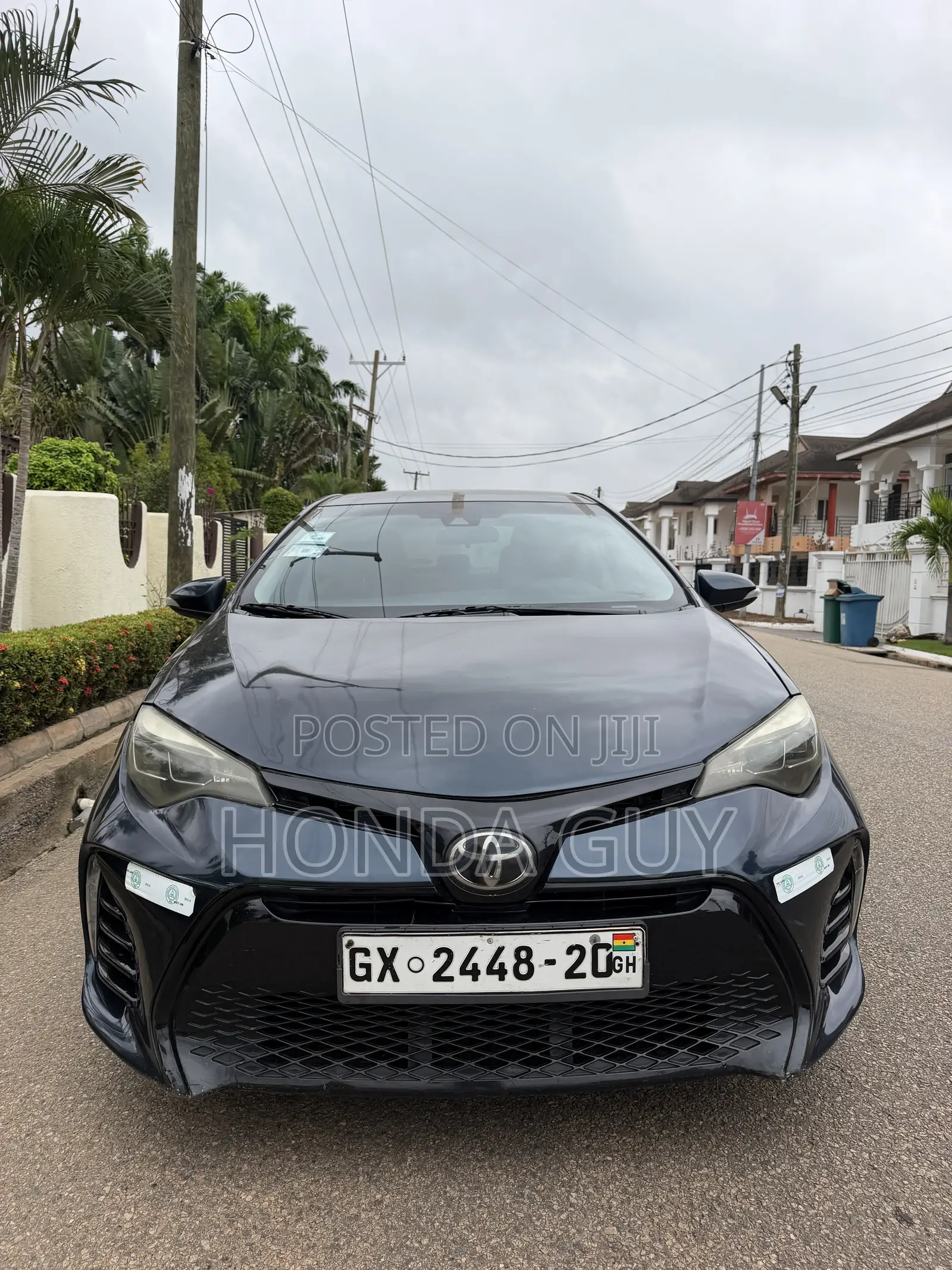 Toyota Corolla LE ECO 4dr Sedan (1.8L 4cyl CVT) 2017 Black