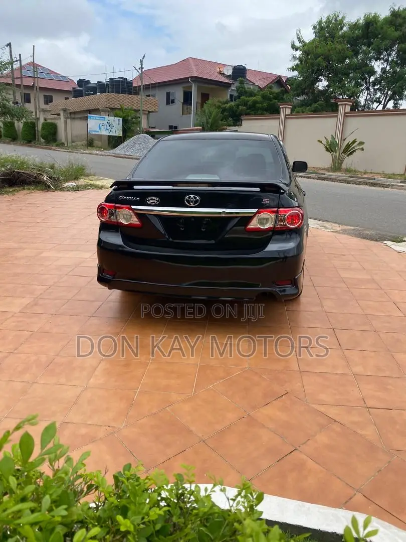 Toyota Corolla S 4dr Sedan (1.8L 4cyl 4A) 2013 Black
