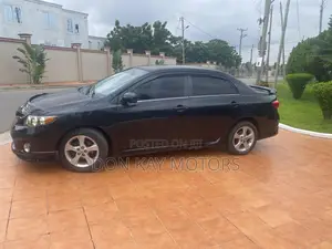 Toyota Corolla S 4dr Sedan (1.8L 4cyl 4A) 2013 Black