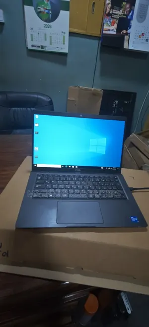 New Laptop Dell Latitude 5320 16GB Intel Core i7 SSD 256GB