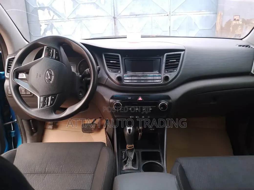 Hyundai Tucson 2016 Blue
