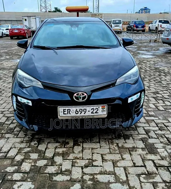 Toyota Corolla 2017 Black