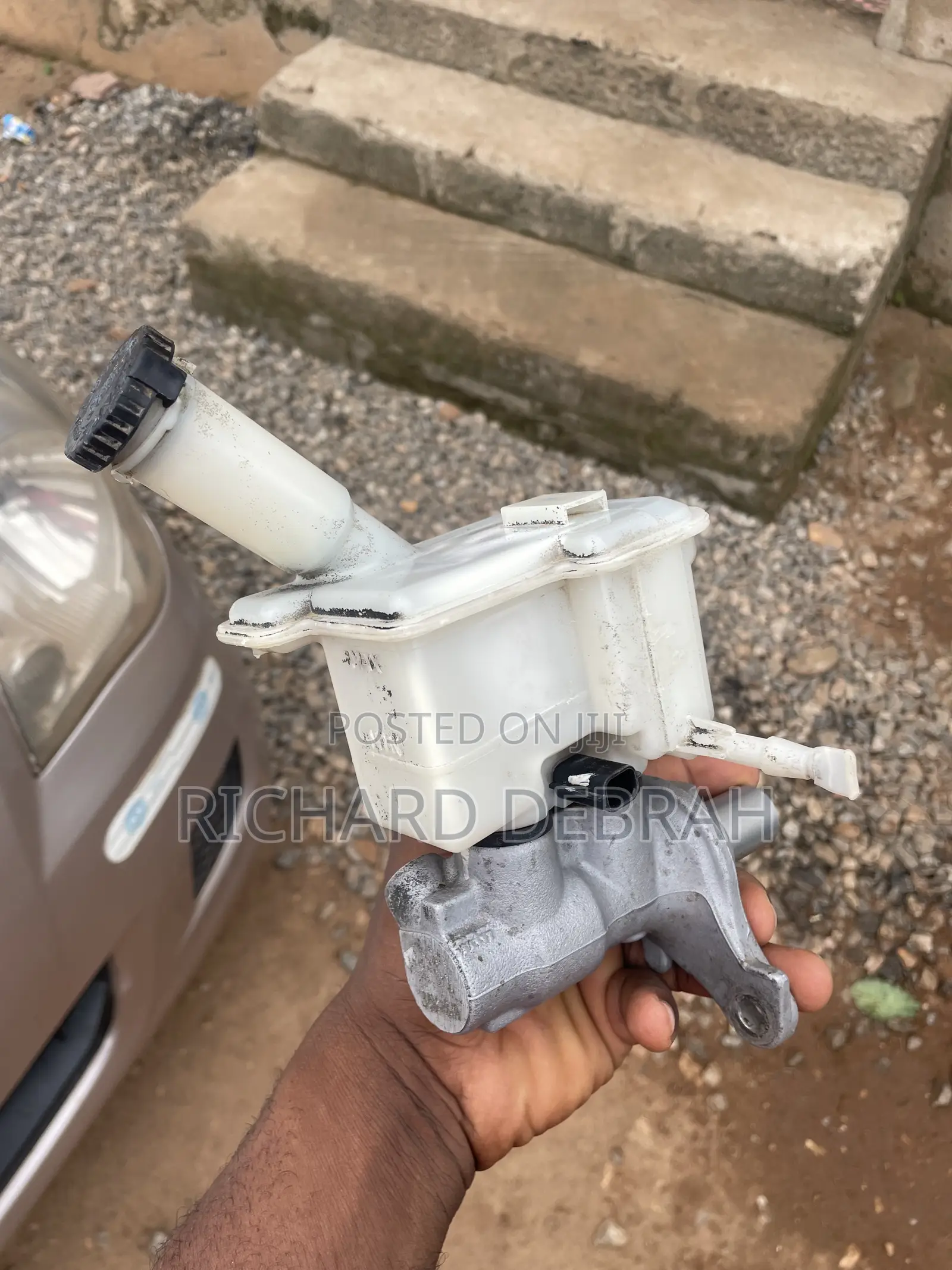 Nissan Versa Brake Master Cylinder