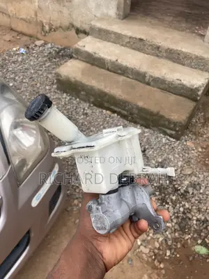 Nissan Versa Brake Master Cylinder