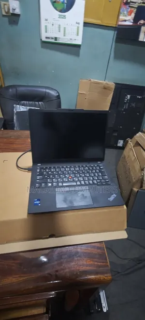 New Laptop Lenovo ThinkPad X13 Gen 4 16GB Intel Core i7 SSD 256GB