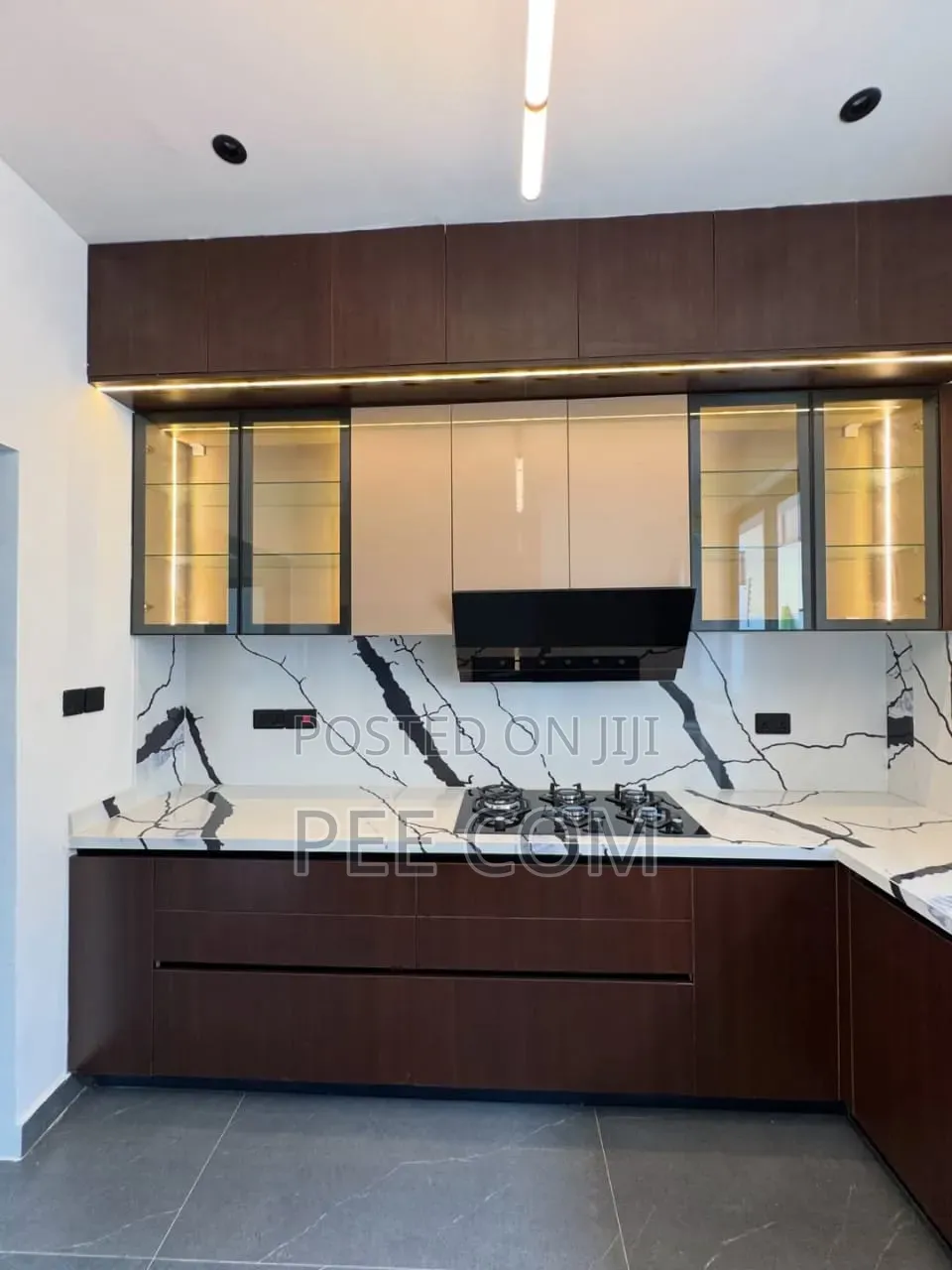 4bdrm House in Oyarifa Mall Area for sale