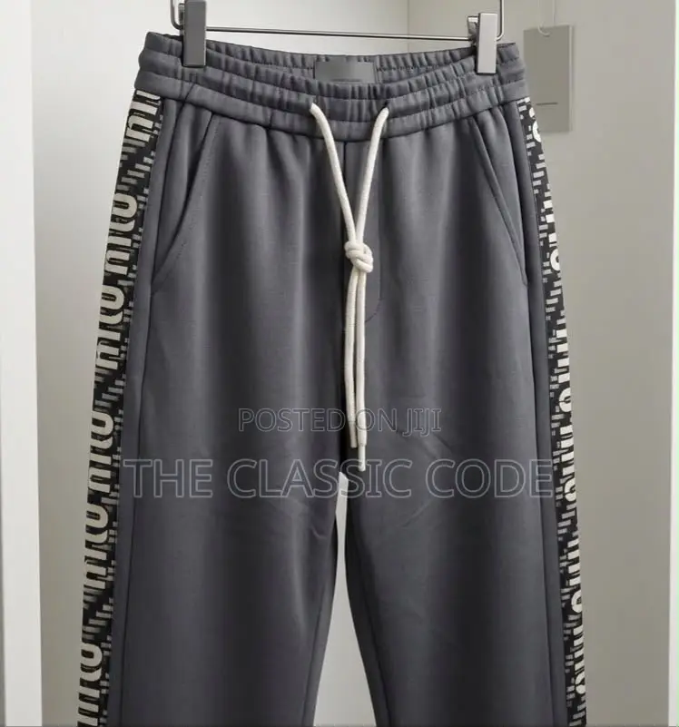 Fleece Joggers Available Now Sizes : Xl, 2xl and 3xl