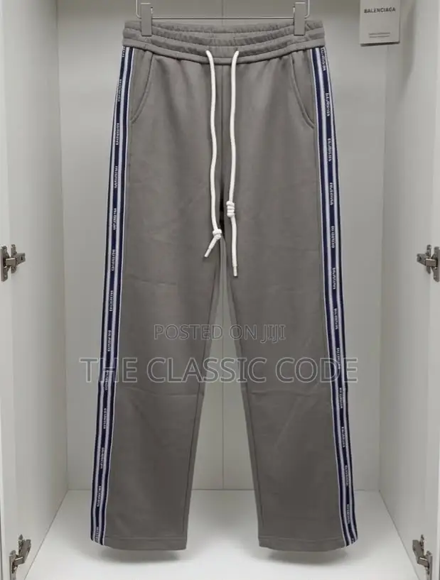 Fleece Joggers Available Now Sizes : Xl, 2xl and 3xl