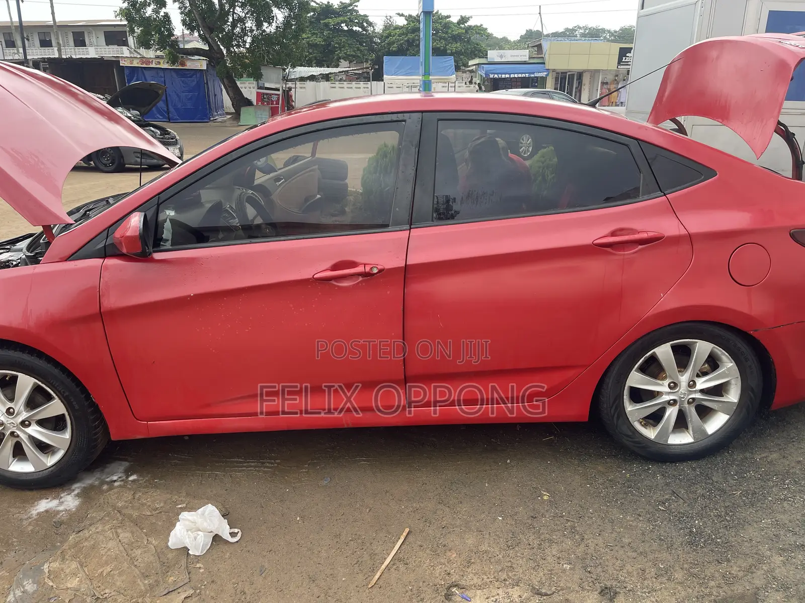 Hyundai Accent SE 2012