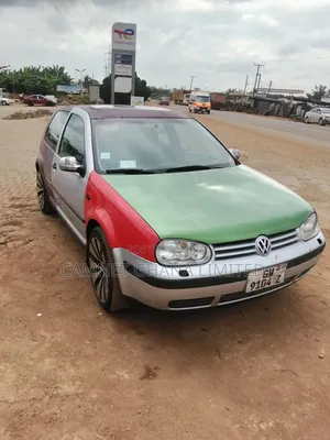 Volkswagen Golf 2000 Red
