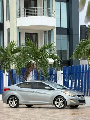 Hyundai Elantra 2012 Gray