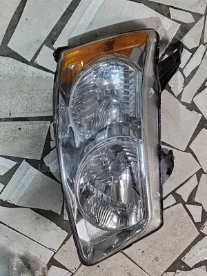 Pontiac Torrent Headlight 2006 Left Side