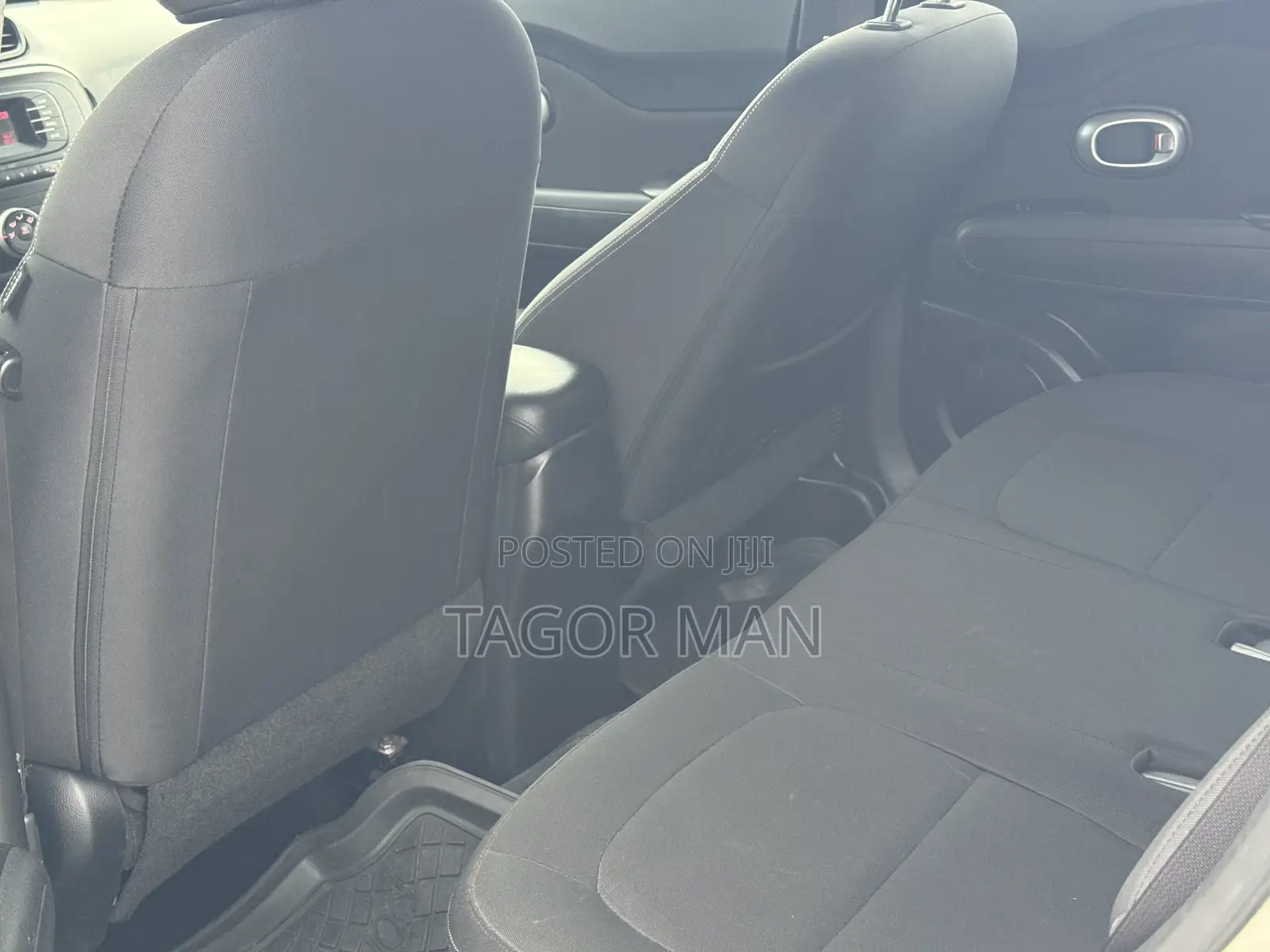 Kia Soul 4dr Wagon (1.6L 4cyl 6A) 2014 Silver