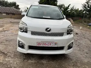 Toyota Voxy 2012 White