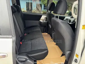 Toyota Voxy 2012 White