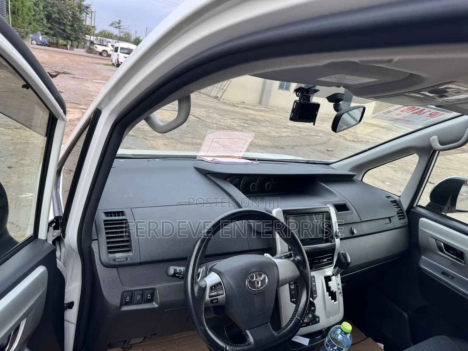 Toyota Voxy 2012 White