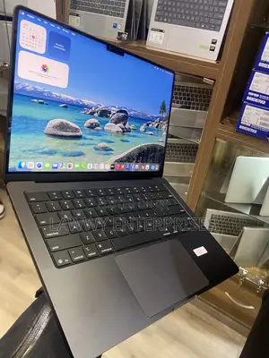 Laptop Apple MacBook Pro 2025 M5 16GB Apple M5 Pro SSD 512GB