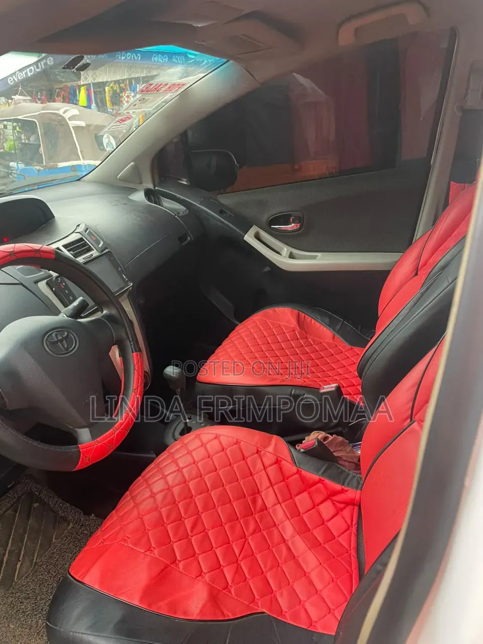 Toyota Vitz 2012 White