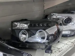2018,2019,2020,2021,2022 Headlight for Toyota Sequoia