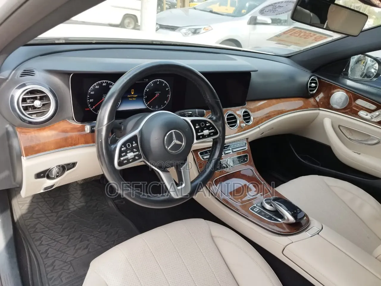 Mercedes-Benz E300 2019 White