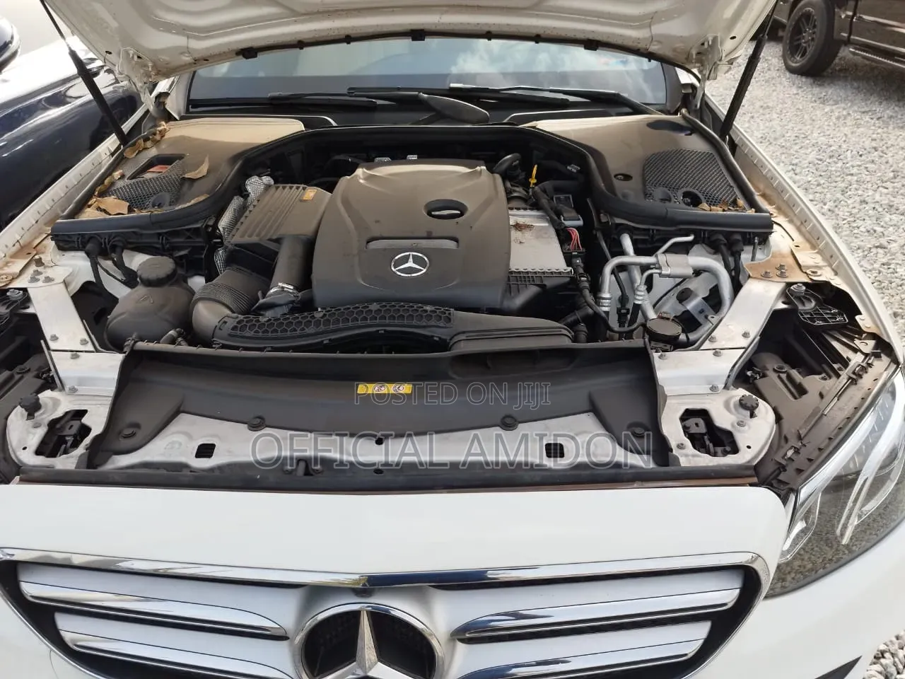 Mercedes-Benz E300 2019 White