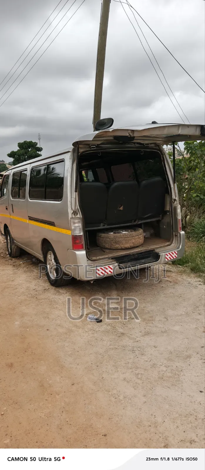 Nissan Caravan (Urvan) 2012 Silver