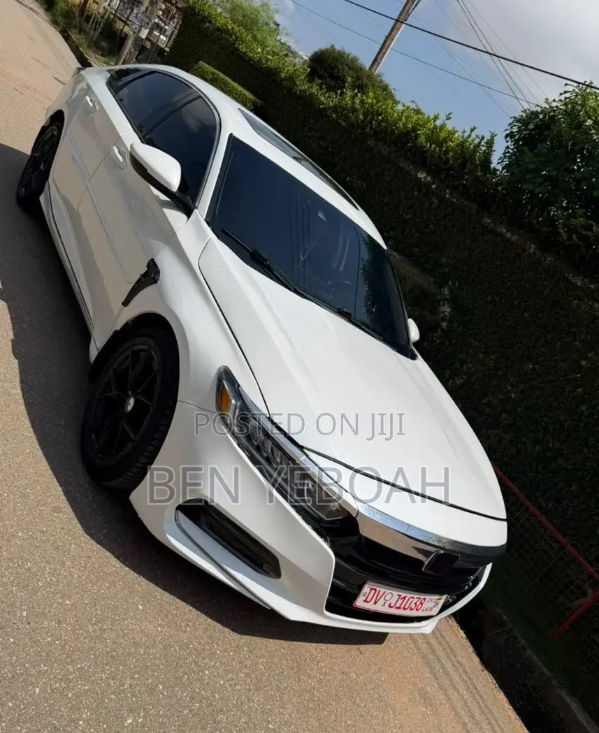 Honda Accord Sport 2.0T 2018 White