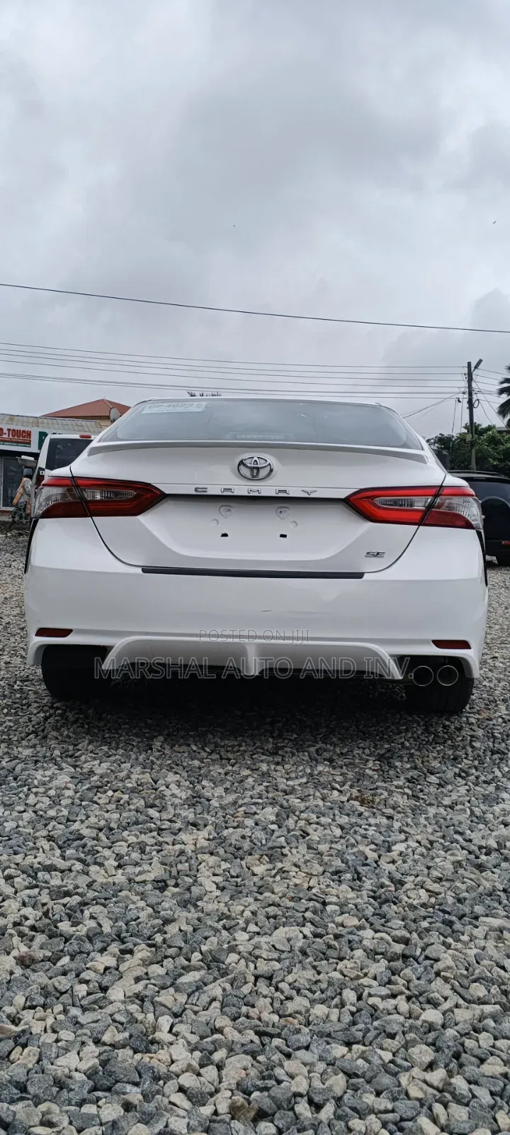 Toyota Camry 2019 White
