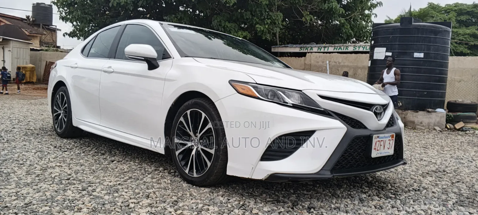 Toyota Camry 2019 White