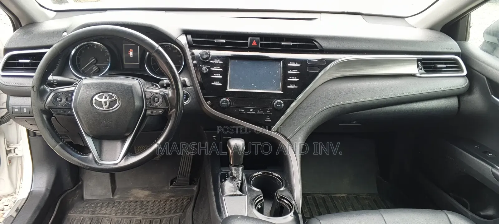 Toyota Camry 2019 White