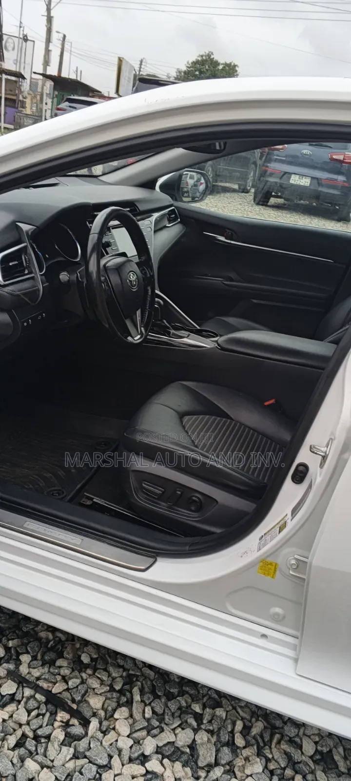 Toyota Camry 2019 White