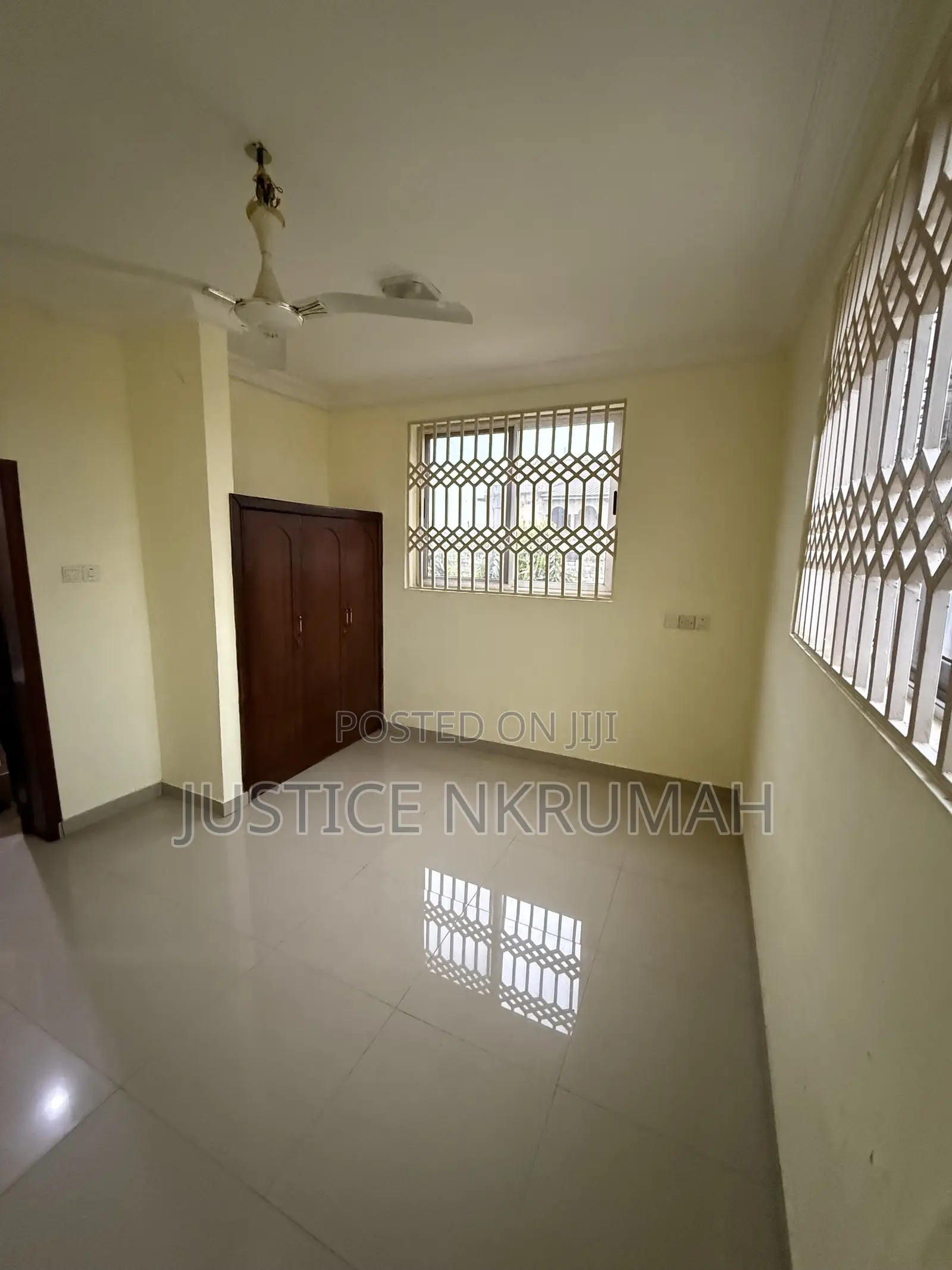 2bdrm Apartment in Mr Justice Estates, East Legon for rent