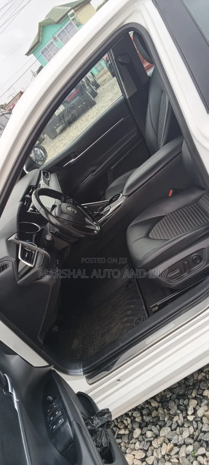 Toyota Camry 2019 White