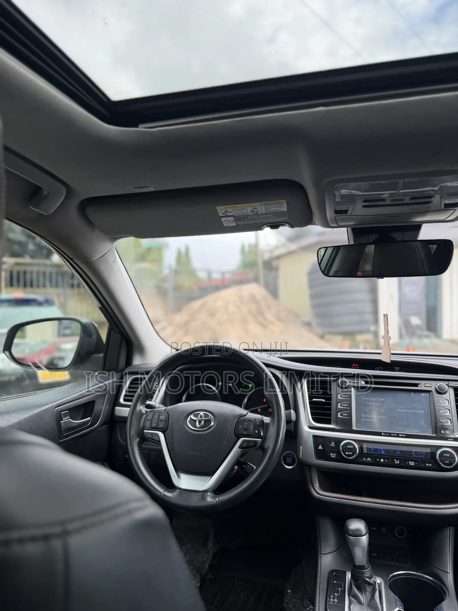 Toyota Highlander XLE 2019 Brown