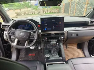 Toyota Tacoma 2025 Black