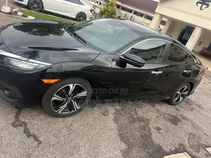Honda Civic Touring 4dr Sedan (1.5L 4cyl) 2017 Black