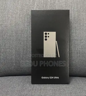 New Samsung Galaxy S24 Ultra 1 TB Gold
