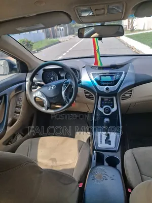 Hyundai Elantra 2013 Gray