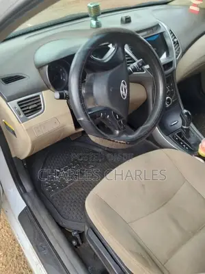 Hyundai Elantra 2016 White