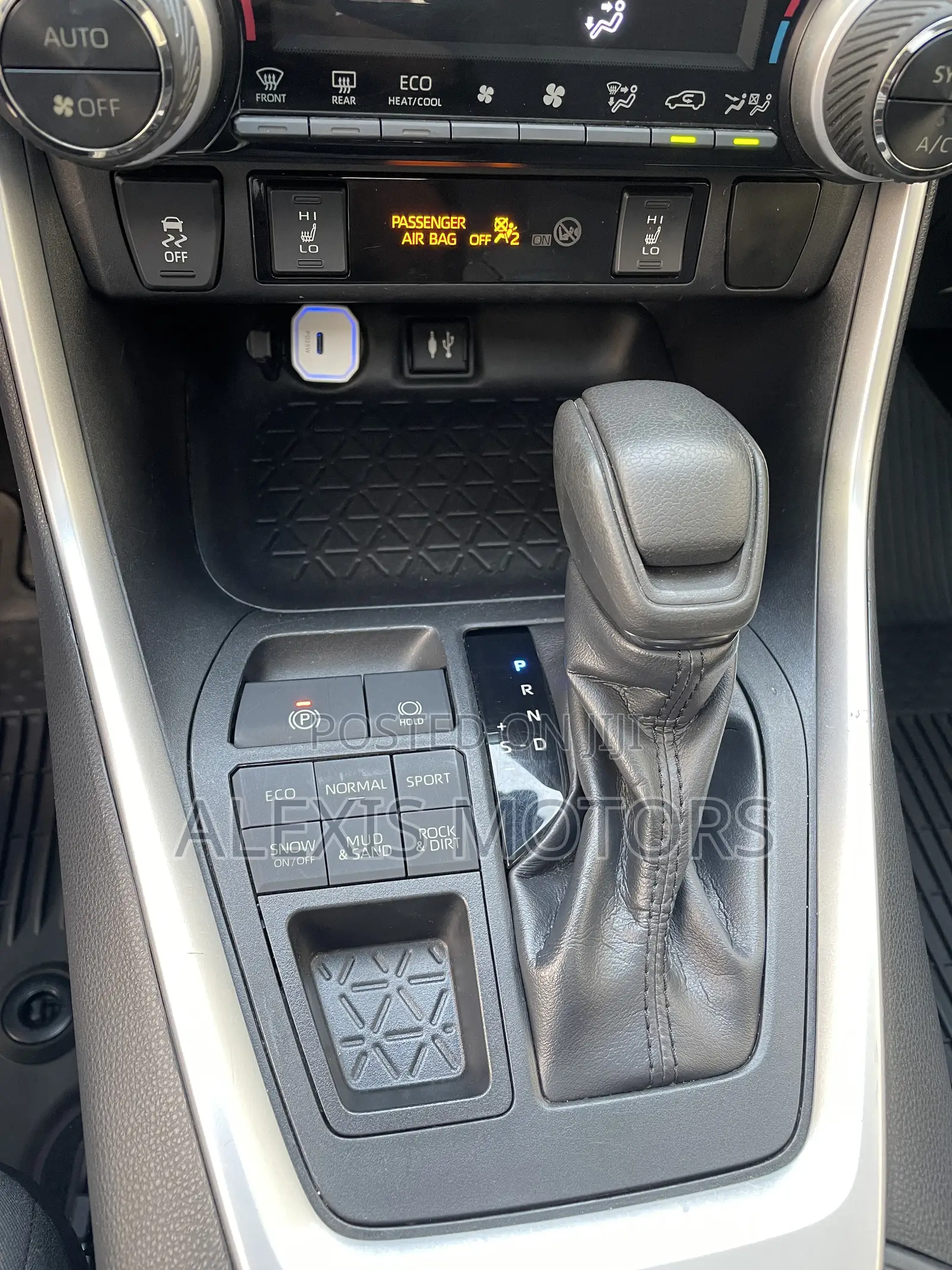 Toyota RAV4 XLE AWD 2019 Gray