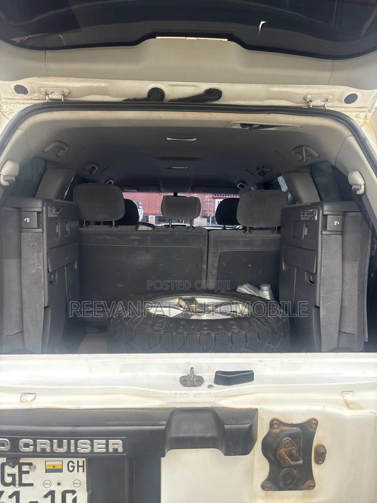 Toyota Land Cruiser 2009 White