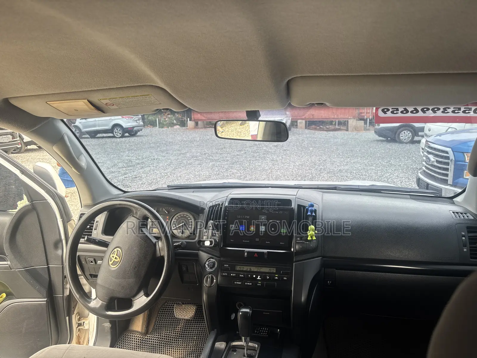 Toyota Land Cruiser 2009 White