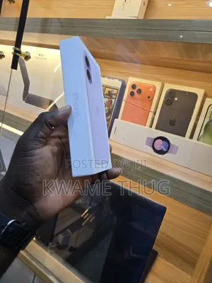 New Apple iPhone 17 256 GB Pink
